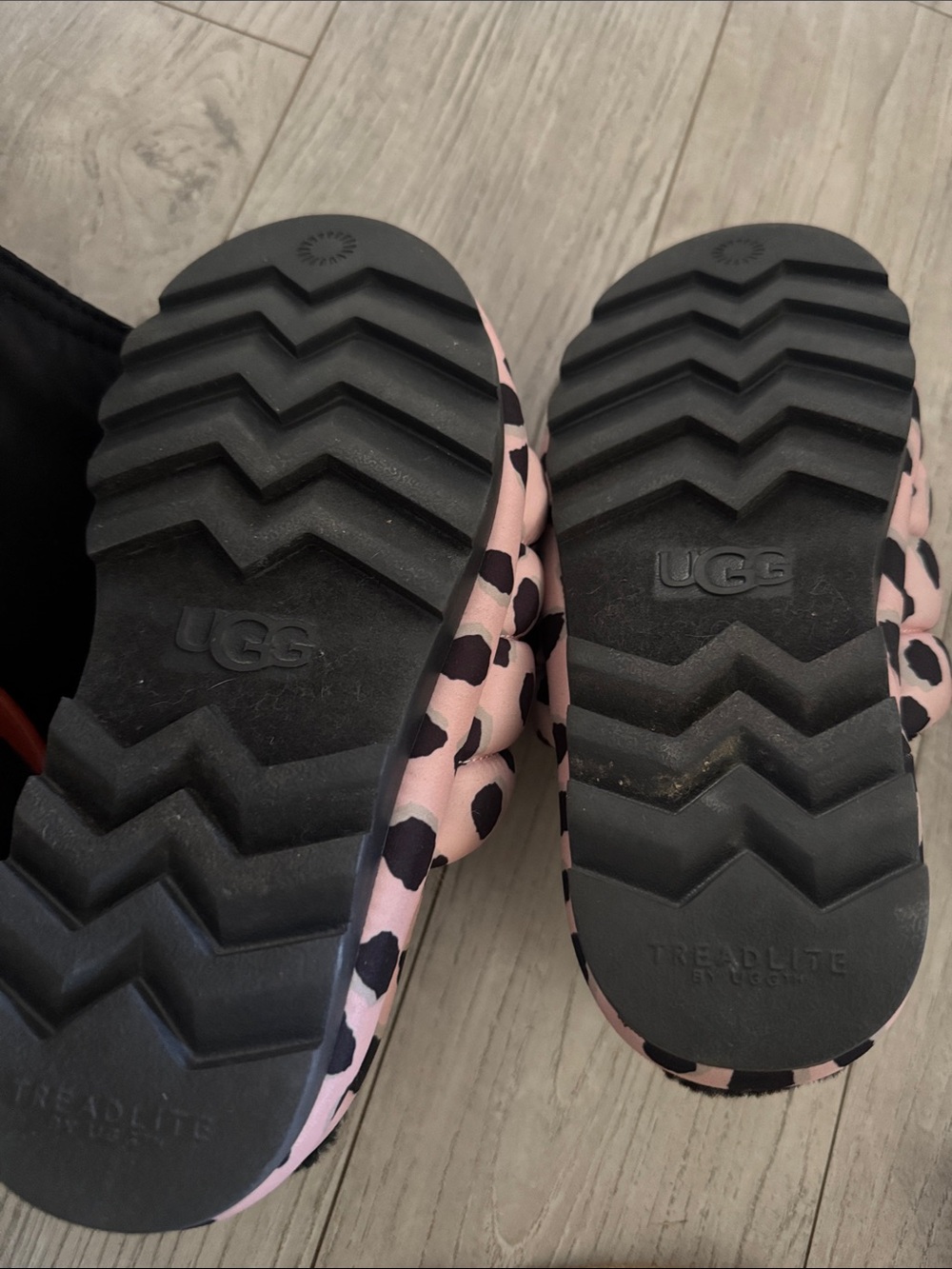 UGG Pink Leopard Puffer Slide Slippers - Picture 3 of 3